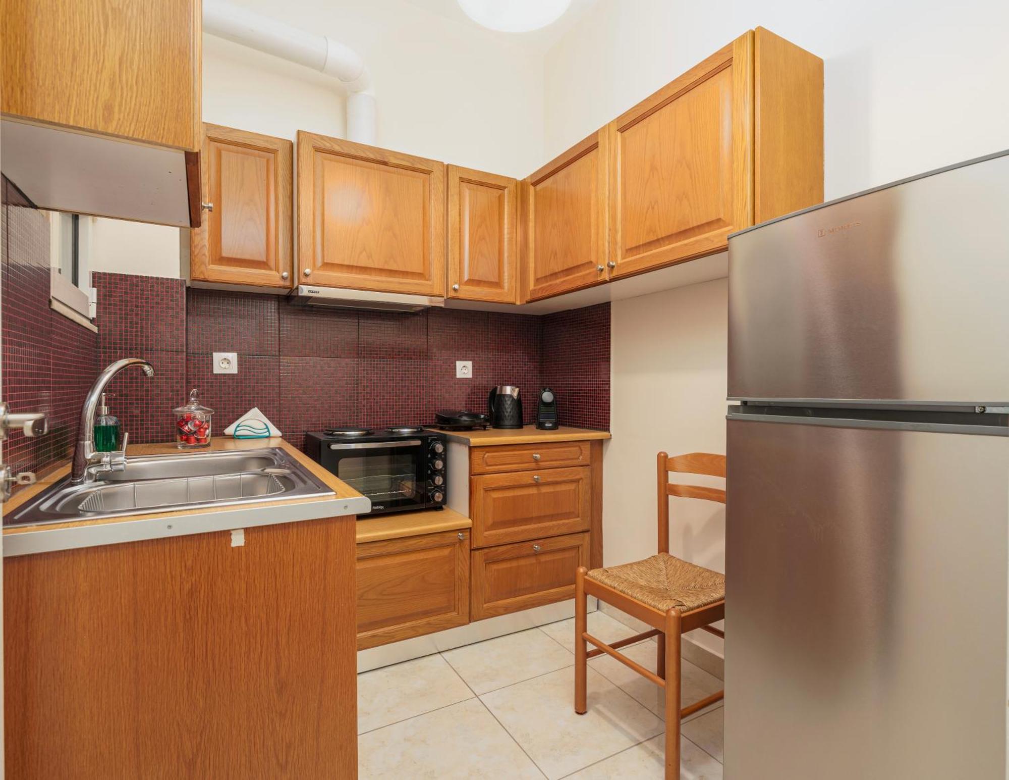 Nostos Apartment, With A Spacious Backyard أرتيميدا المظهر الخارجي الصورة